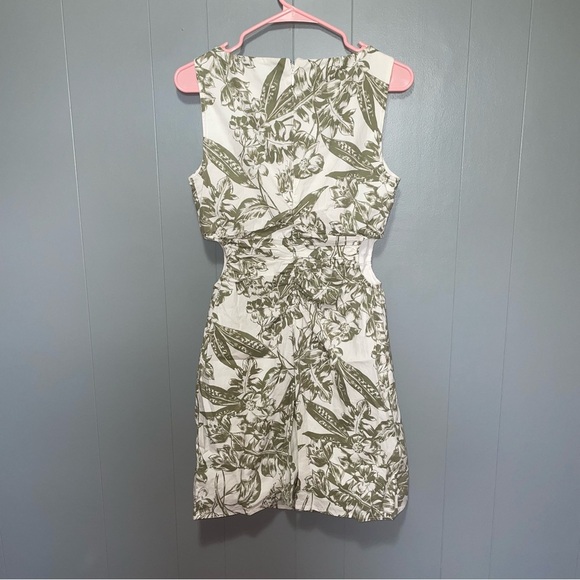 Abercrombie & Fitch Floral Green White A-Line Mini Dress Side Cutouts Small Tall - Picture 6 of 8